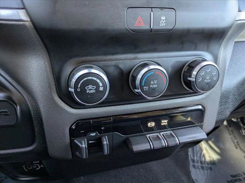 Used 2019 RAM 2500 Big Horn image 13