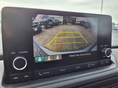 Certified 2023 Honda Accord LX image 5