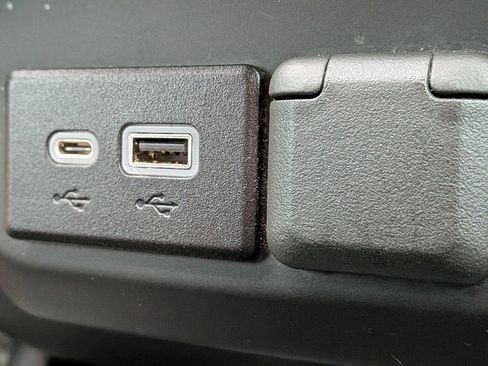 Used 2023 Chevrolet Silverado 1500 W/T w/ WT Value Package image 22