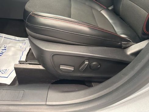 Used 2024 Ford Escape ST-Line image 13
