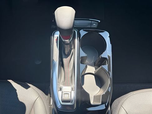 New 2026 Chevrolet Trax RS w/ Sunroof Package FWD image 16