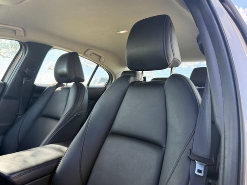 Used 2025 MAZDA MAZDA3 s FWD image 11
