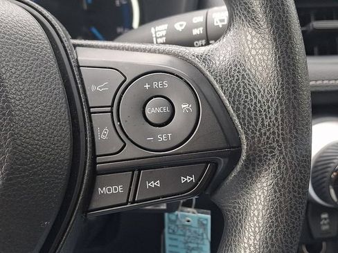 Used 2025 Toyota RAV4 LE AWD/4WD image 21