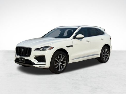 Used 2024 Jaguar F-PACE R-Dynamic S image 1