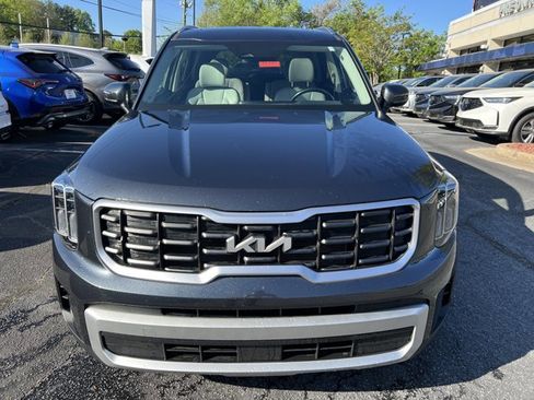 Used 2024 Kia Telluride S w/ S Sunroof Package image 8