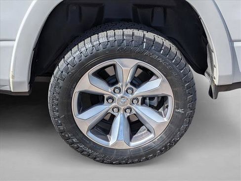 Used 2021 RAM 1500 Limited image 9