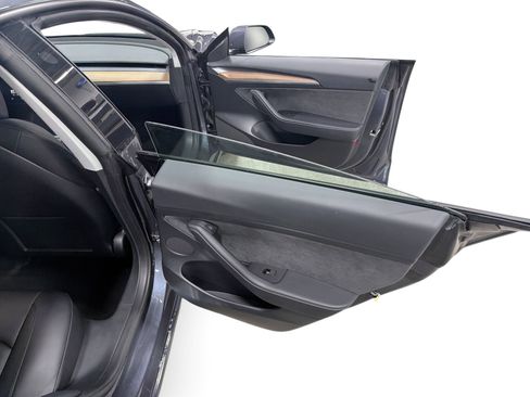 Certified 2023 Tesla Model 3 Standard Range RWD image 12