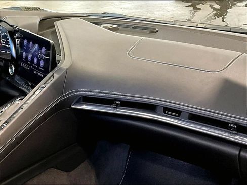 Used 2020 Chevrolet Corvette Stingray Preferred Cpe w/ 2LT Preferred Equipment Group RWD image 14