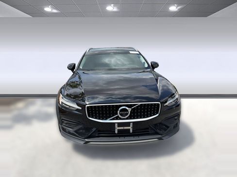 Used 2020 Volvo V60 T5 Cross Country w/ Protection Package Premier AWD/4WD image 6