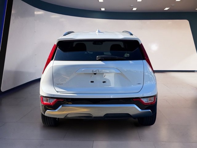 Certified 2025 Kia Niro EX Touring FWD image 4