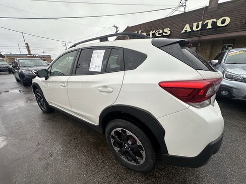 Used 2023 Subaru Crosstrek 2.0i image 9