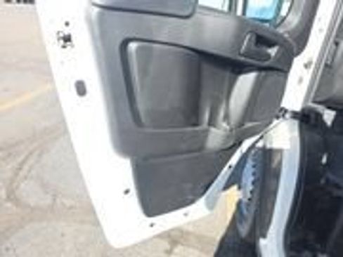 Used 2024 RAM ProMaster 1500 w/ Safety Group FWD image 9