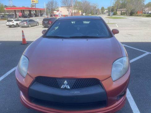 Used 2010 Mitsubishi Eclipse GS image 2
