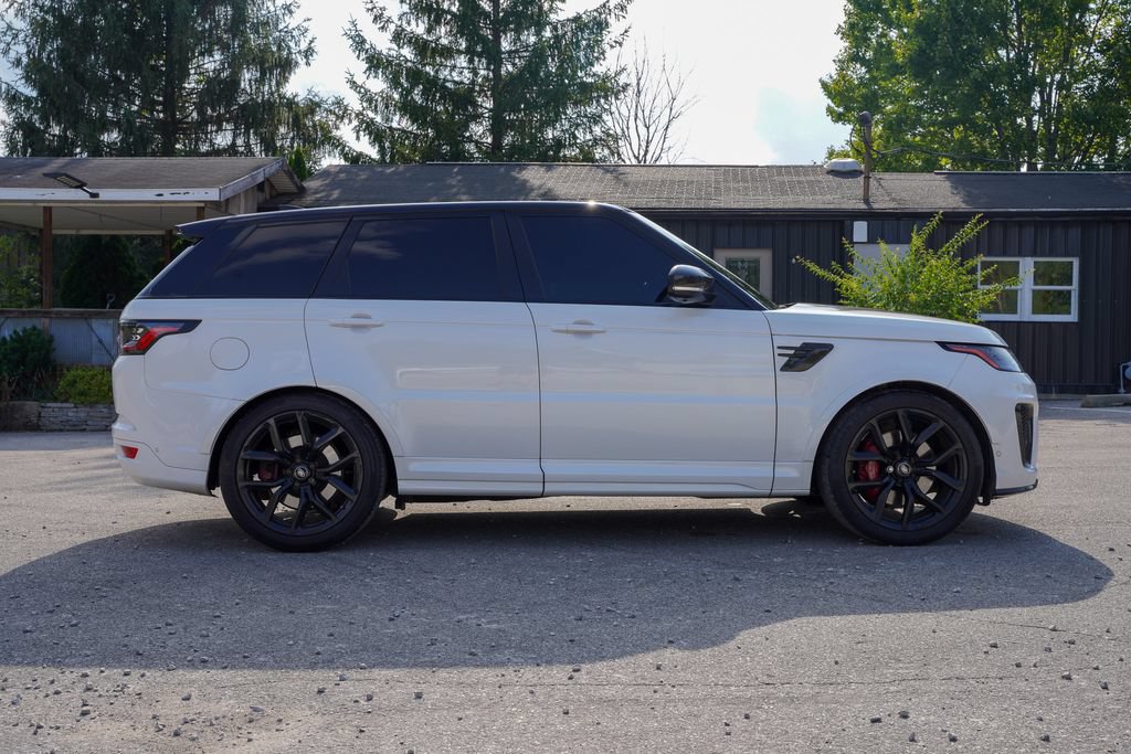 Used 2022 Land Rover Range Rover Sport SVR Carbon Edition AWD/4WD image 11