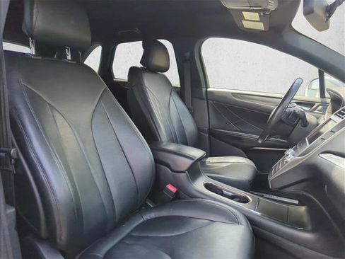 Used 2015 Lincoln MKC FWD image 26