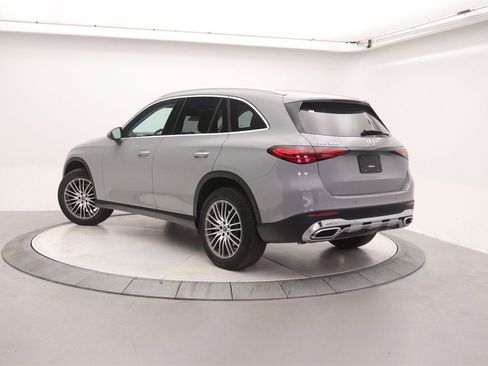 New 2026 Mercedes-Benz GLC 300 GLC 300 image 2