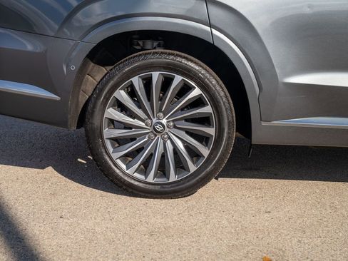 Used 2024 Hyundai Palisade Calligraphy image 9