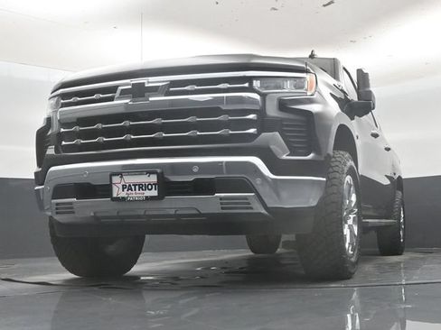 Used 2023 Chevrolet Silverado 1500 LTZ w/ LTZ Premium Package AWD/4WD image 51
