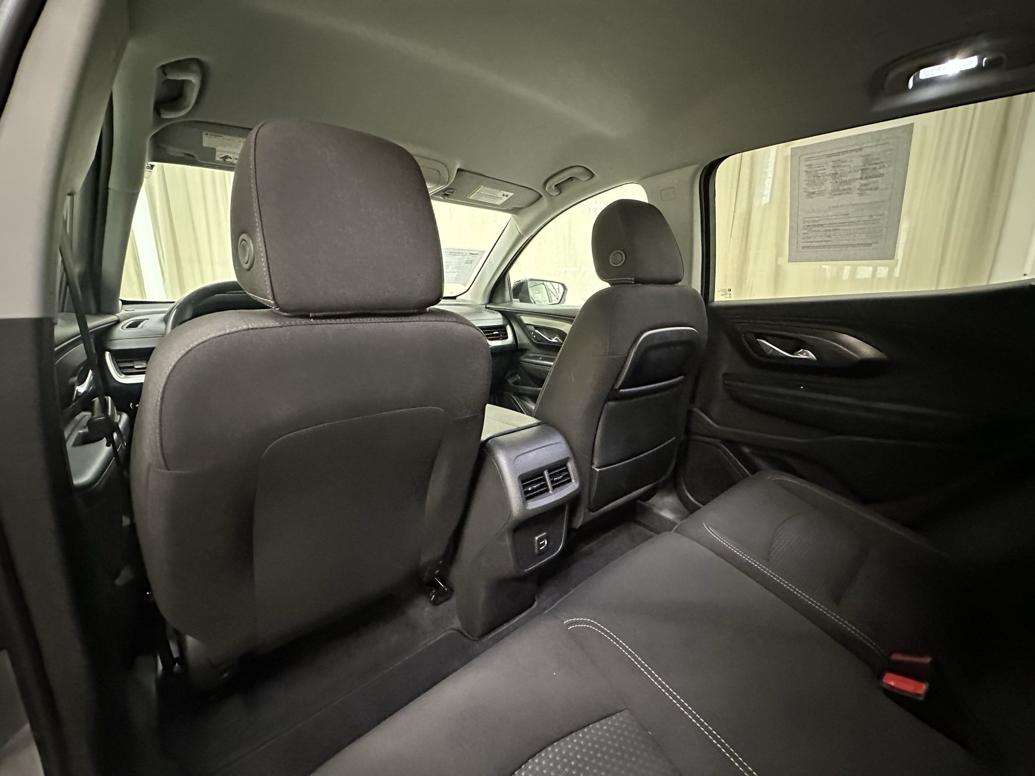 Used 2024 GMC Terrain SLE w/ Elevation Edition AWD/4WD image 22