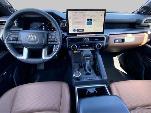 New 2026 Toyota 4Runner Limited AWD/4WD image 5