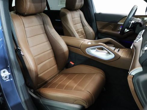 Used 2024 Mercedes-Benz GLS 450 4MATIC w/ AMG Line Exterior image 24