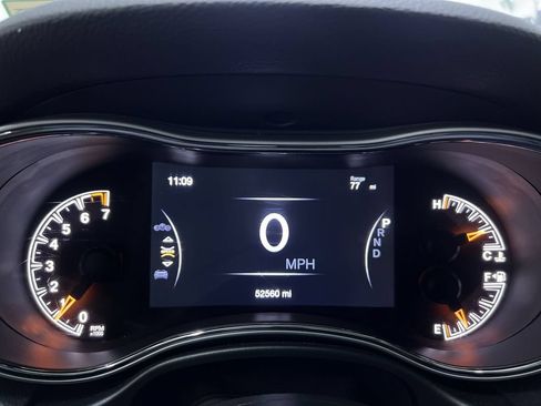 Used 2021 Jeep Grand Cherokee Altitude AWD/4WD image 19