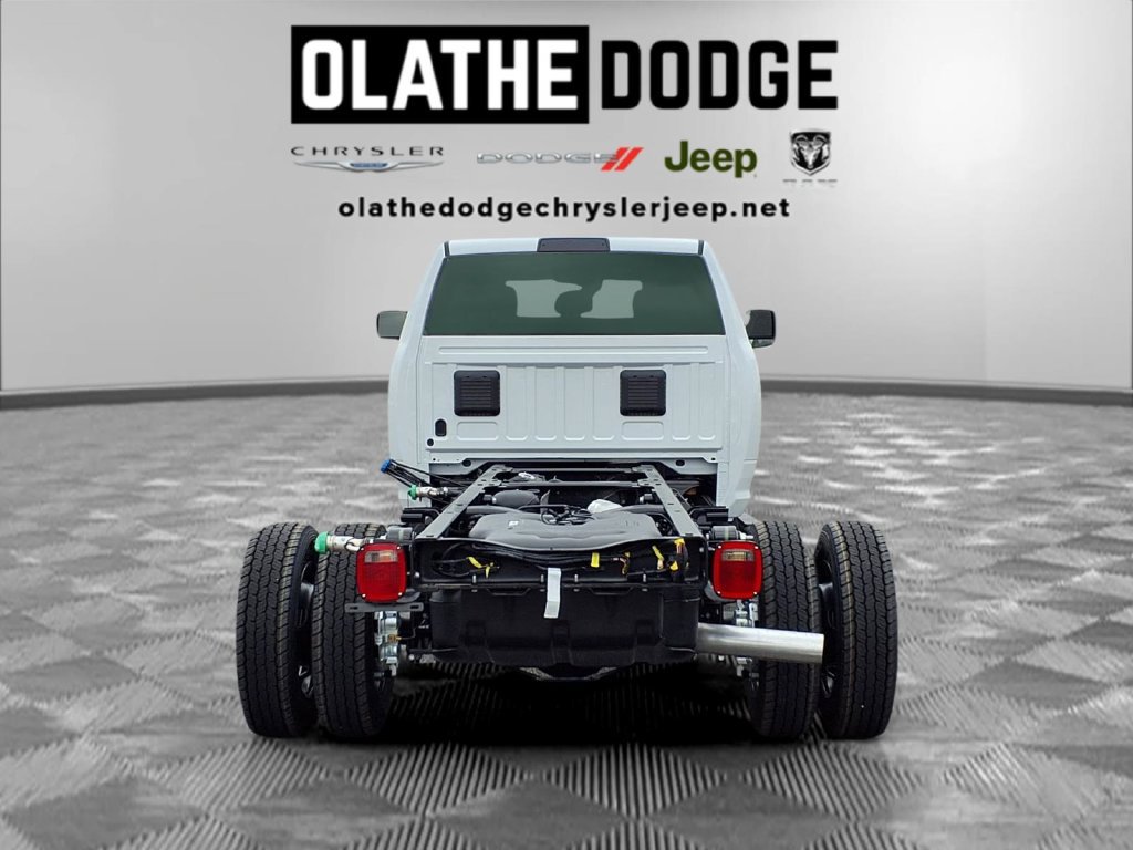 New 2026 RAM 5500 Tradesman AWD/4WD image 23