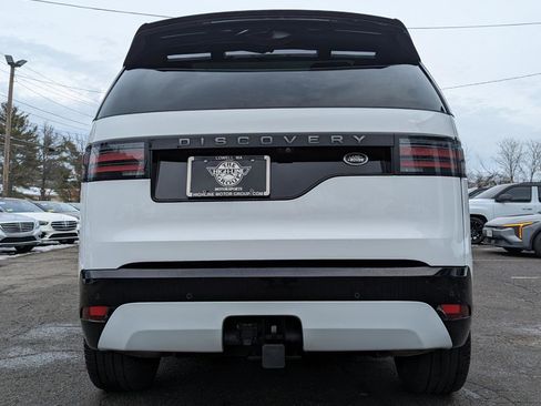 Used 2023 Land Rover Discovery S R-Dynamic image 9