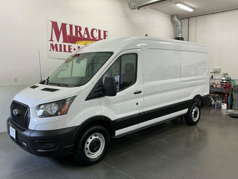 Used 2024 Ford Transit 250 148 Medium Roof w/ Load Area Protection Package RWD image 3