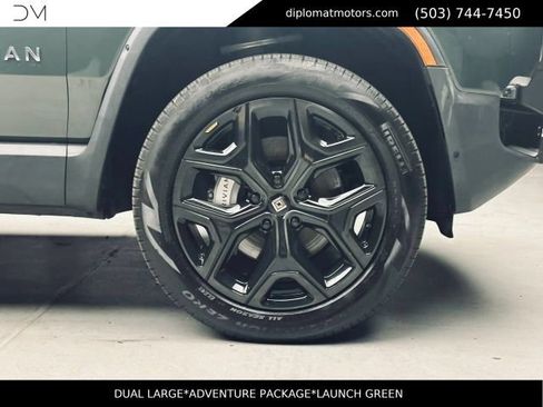Used 2024 Rivian R1S Adventure AWD/4WD image 44