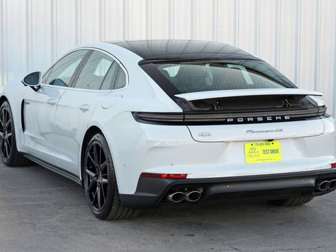 Used 2025 Porsche Panamera 4S w/ Premium Package image 56