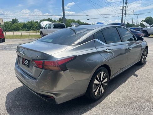 Used 2021 Nissan Altima 2.5 SV FWD image 6