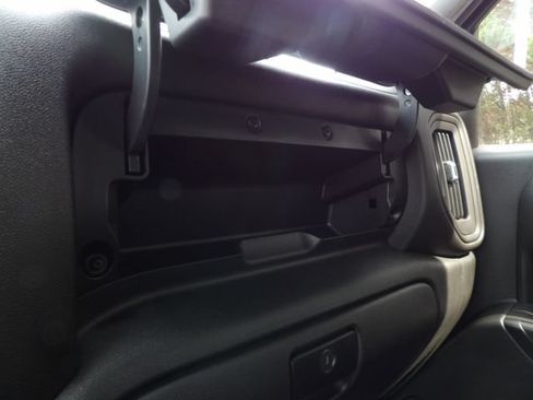 Used 2021 Chevrolet Silverado 1500 Custom Trail Boss w/ Safety Confidence Package AWD/4WD image 33