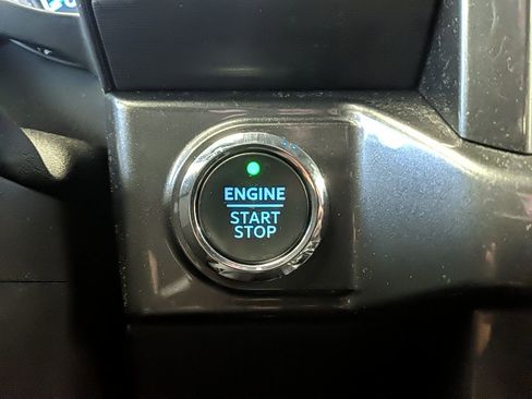 Used 2022 Ford F150 XLT w/ Equipment Group 302A High image 23