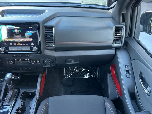 Used 2024 Nissan Frontier PRO-4X w/ Pro Convenience Package image 29