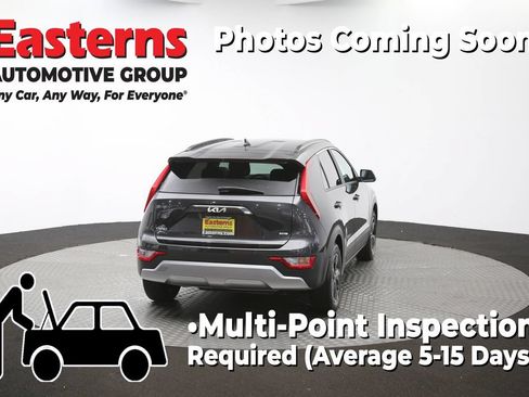 Used 2025 Kia Niro LX FWD image 37