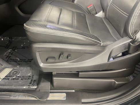 Used 2018 GMC Yukon XL Denali w/ Denali Ultimate Package image 23