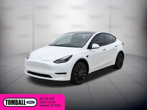 Used 2025 Tesla Model Y Performance AWD/4WD image 3