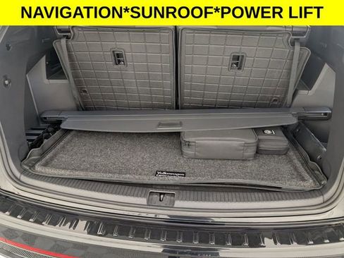 Used 2024 Volkswagen Atlas SEL Premium R-Line AWD/4WD image 30