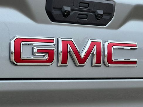 New 2026 GMC Sierra 2500 SLT w/ SLT Premium Package image 59