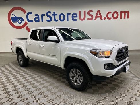 Used 2019 Toyota Tacoma 4x4 Double Cab image 1