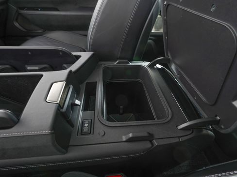 Used 2025 INFINITI QX80 Autograph w/ Autograph Exterior Package image 32