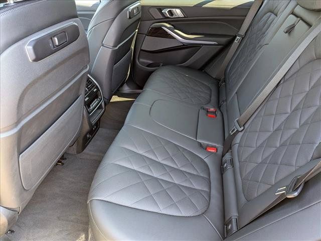 Used 2026 BMW X5 xDrive50e AWD/4WD image 21