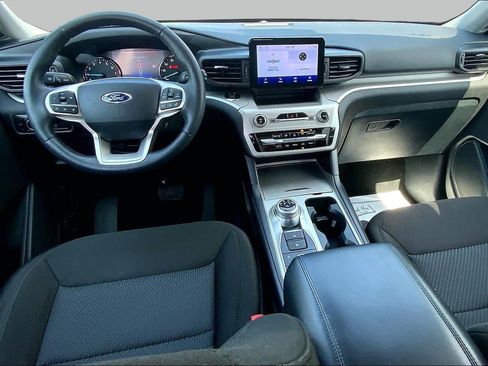 Certified 2023 Ford Explorer XLT AWD/4WD image 16
