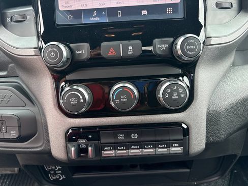 New 2026 RAM 3500 Tradesman w/ Chrome Appearance Group A AWD/4WD image 32