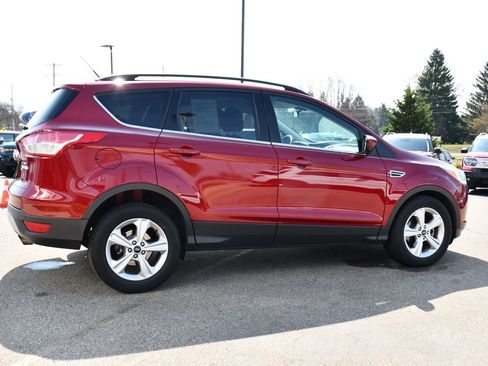 Used 2014 Ford Escape SE w/ Equipment Group 201A image 7