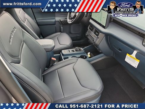 New 2026 Ford Maverick Lariat w/ Black Appearance Package image 18