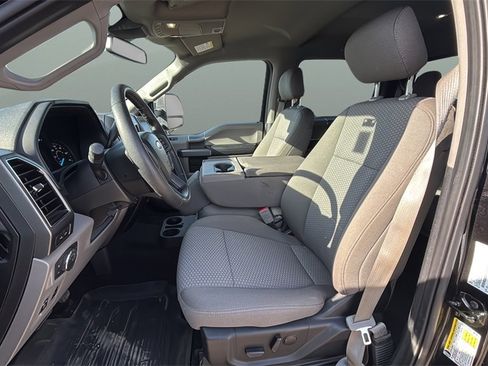 Used 2019 Ford F150 XLT w/ Equipment Group 302A Luxury image 7