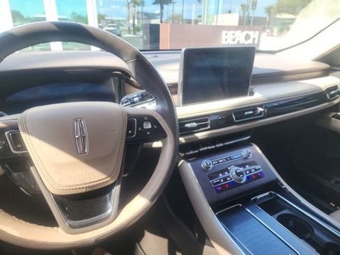 Used 2020 Lincoln Aviator Reserve w/ Elements Package Plus image 9