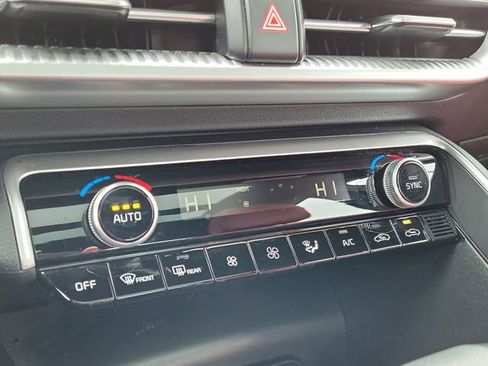 Used 2023 Kia K5 GT-Line image 29